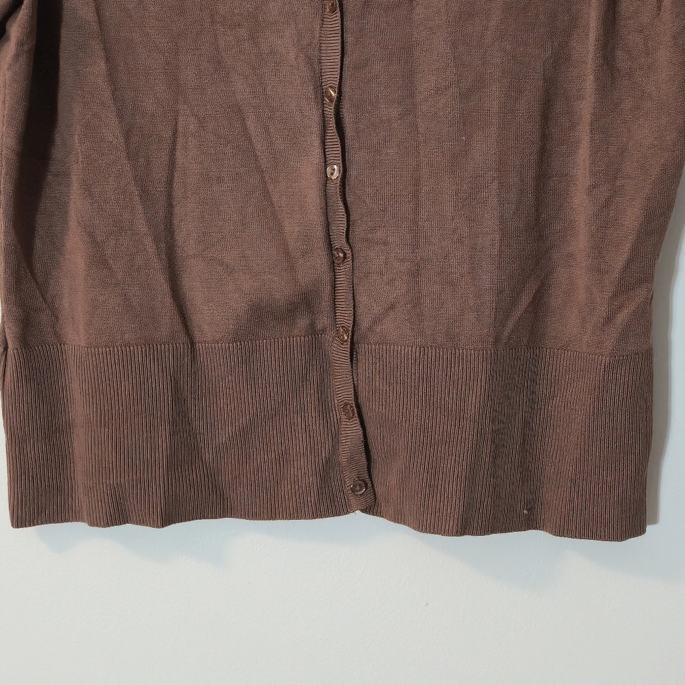Ricki's XXL Brown V-Neck Cardigan Short Sleeve Button Down Classic Knit Sweater - Picture 3 of 16